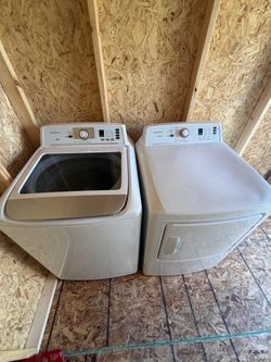 Insignia Washer and Dryer Set