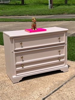 Modern Chic Pink Pastel Dresser Redo
