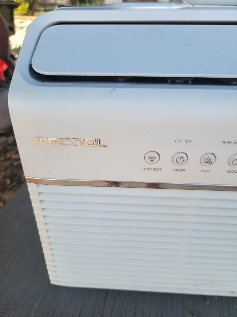 Mr Cool Air Conditioner 12,000 Btu