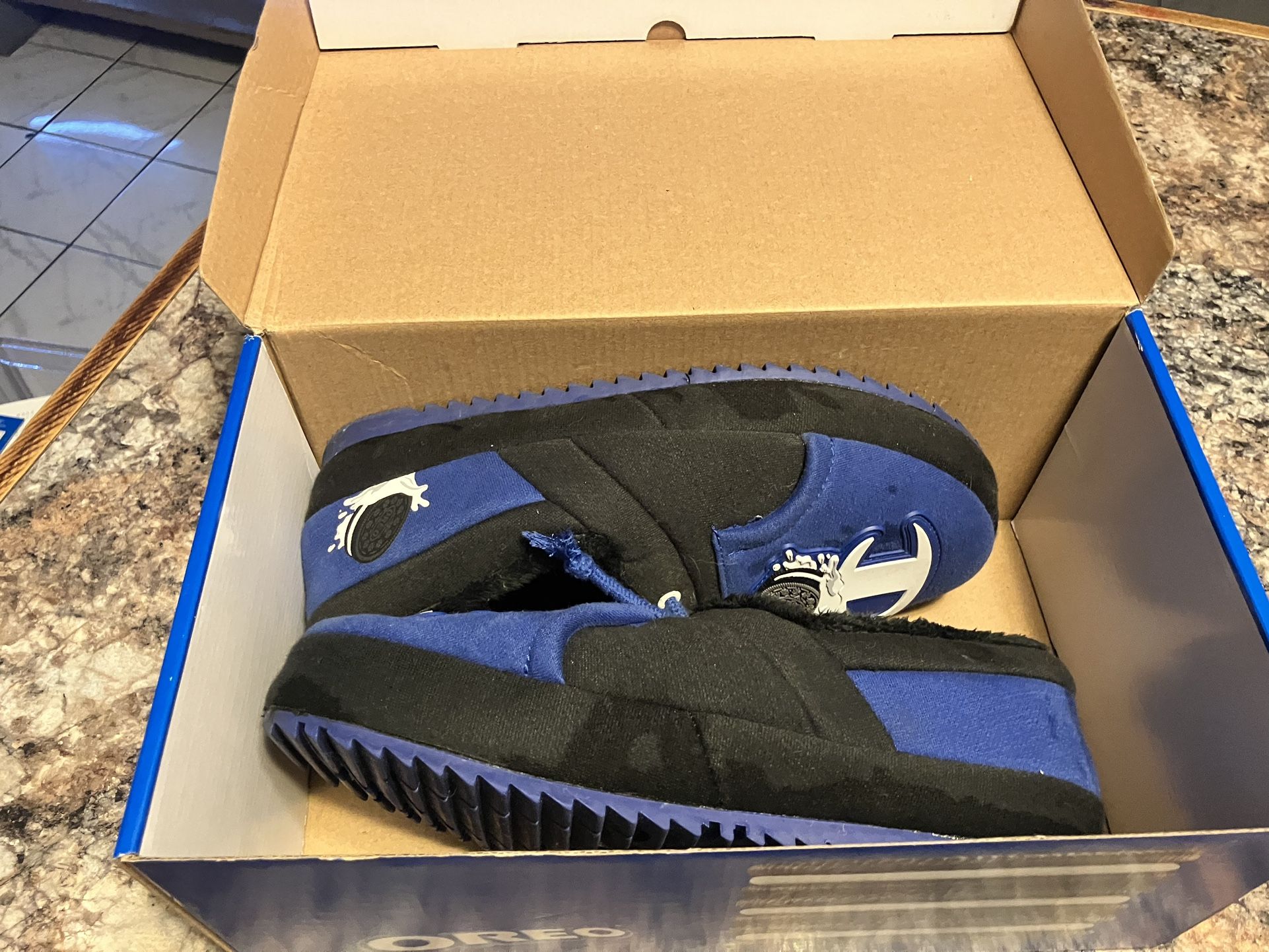 Champion University Oreo II Size: 9