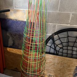 Heavy-Duty Colorful Tomato Cages – Brand New!