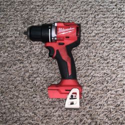 Milwaukee M18 Drill