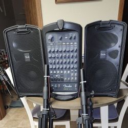 Fender 6 Channel, 600 Watt PA SYSTEM