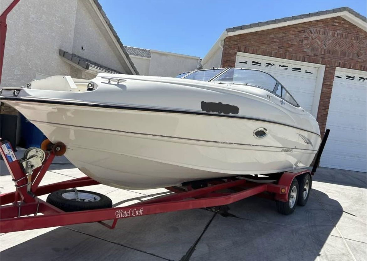 2006 Stingray 220DR