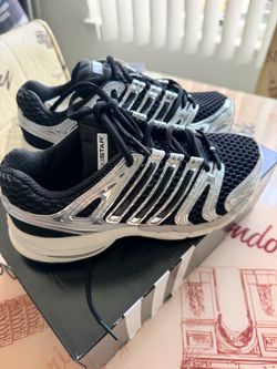 Women shoes size 7 1/2