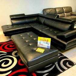Antares Black Modern Sectional