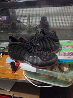 Nike air Foamposite crimson 13