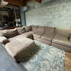 Brown Wrap Around Sectional Couch “WE DELIVER”