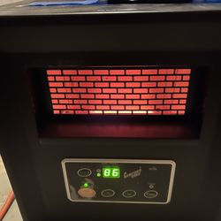 Comfort Zone space heater 12x13x11H *retail new $116 selling because I have too many