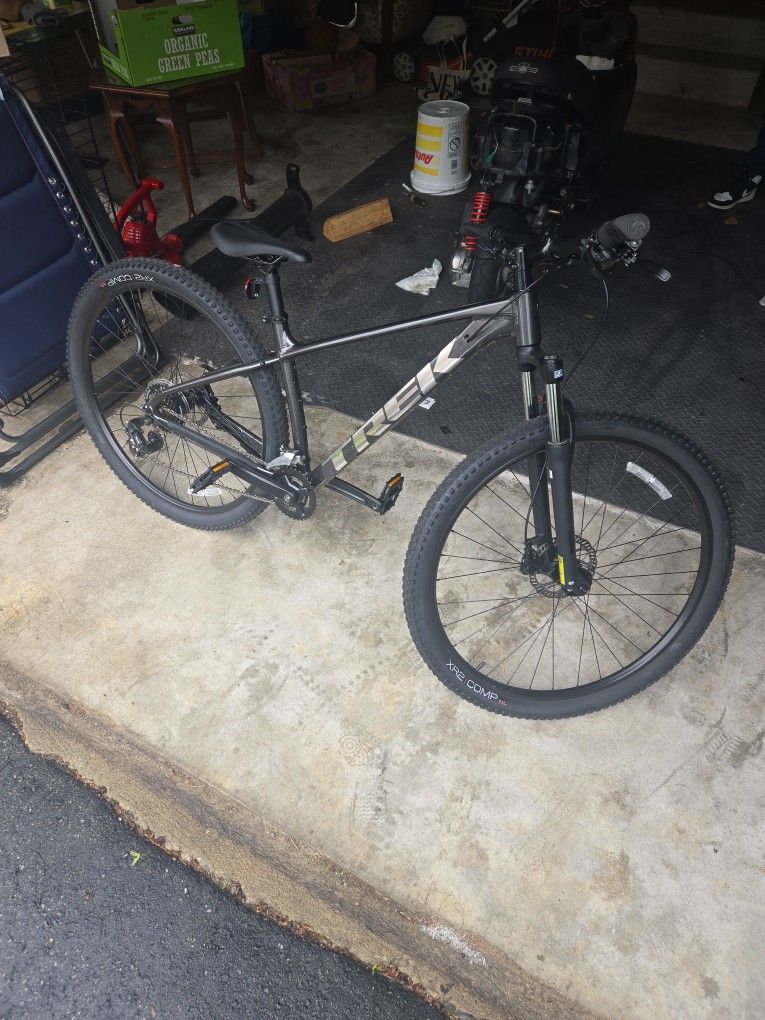 Trek Marlin 4