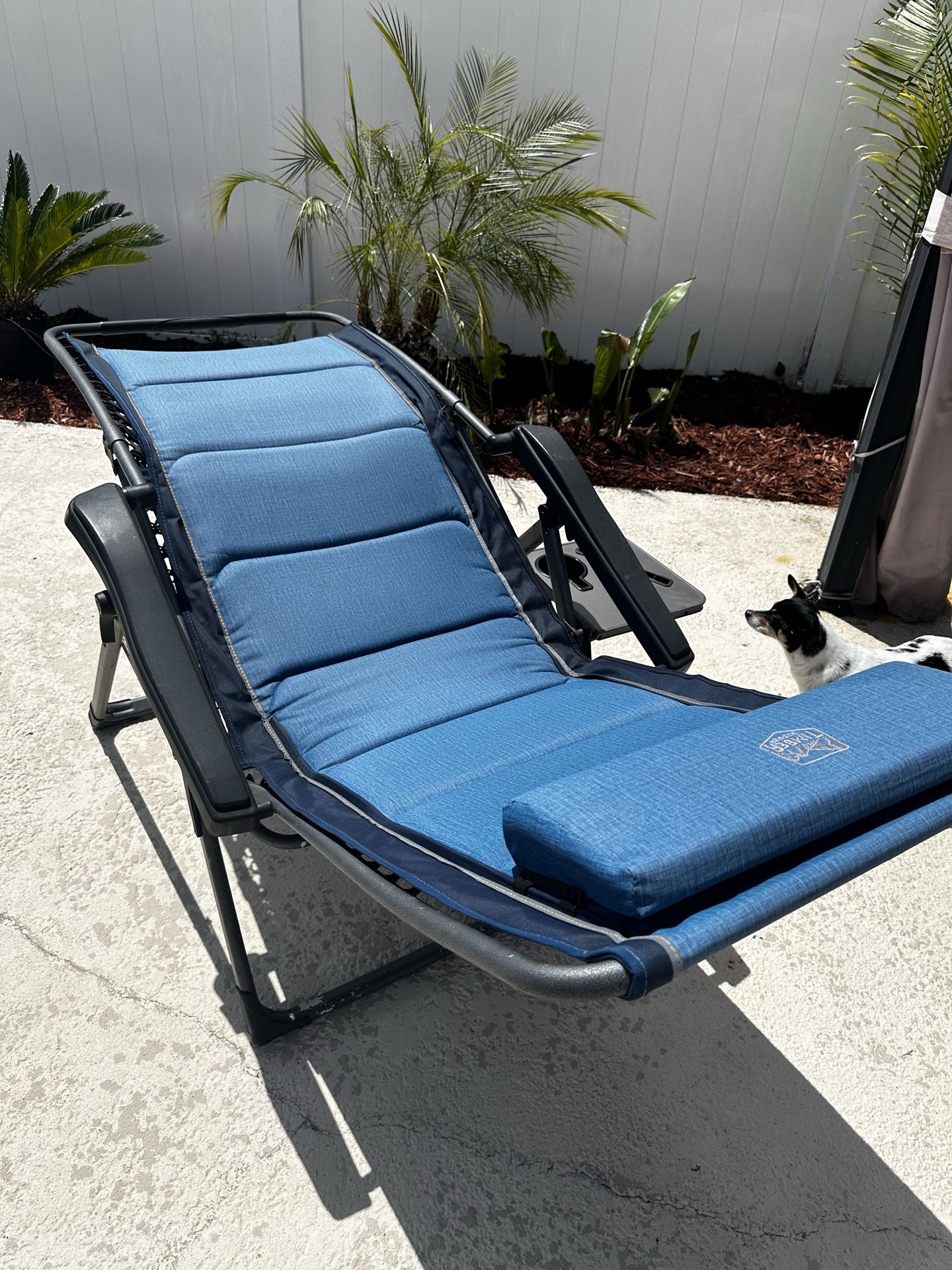 Timber Ridge gravity chair