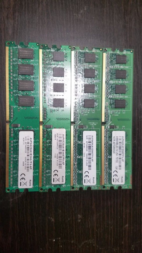 Assortment Of DDR2 RAM