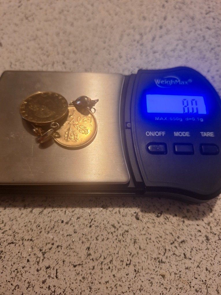 14kl Gold Las Monedas Noson Oro Son Ytalianas De Valor Solo Los Aretes Oro.