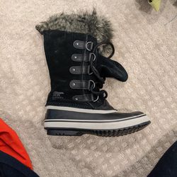 Women's Sorel Winter Boots (sz 7)