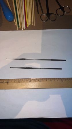 VTG Watson crochet hooks
