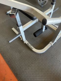 Valor Fitness bench press