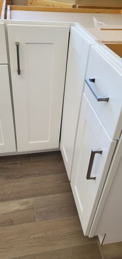 Cabinets And Countertops 