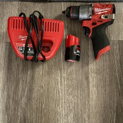 M12 Fuel Drill Driver With Charger & Battery 