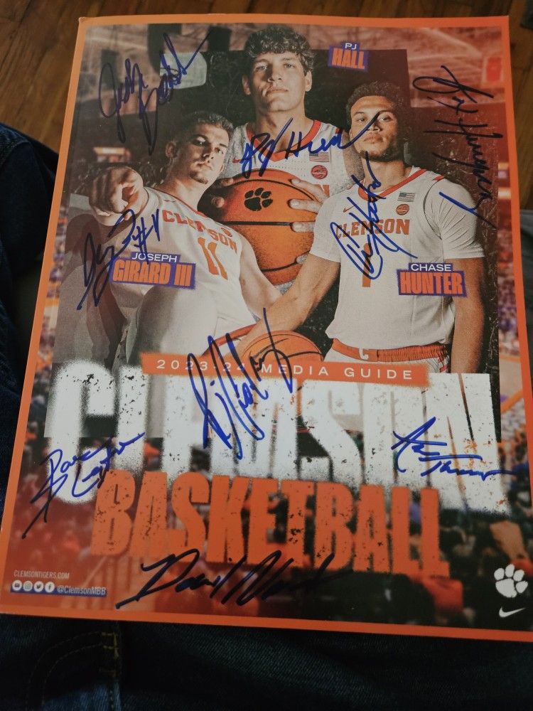 Clemson Tigers (REDUCED) 2023-24 Autographed Basketball Program