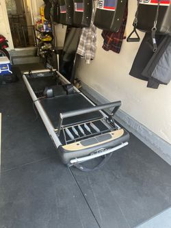 Pilates reformer