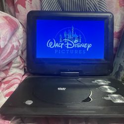 Portable DVD player with 10 inch screen