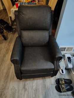 Recliner