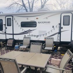 2014 Forest River RockWood Ultralight Travel Trailer 