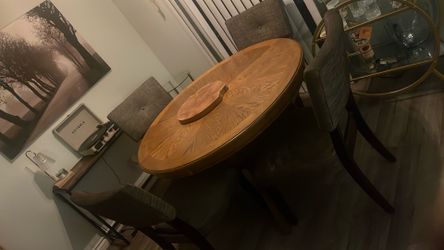 Moving sale