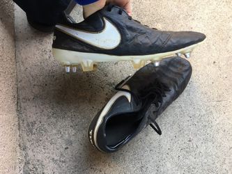 Rare Nike tiempos sg