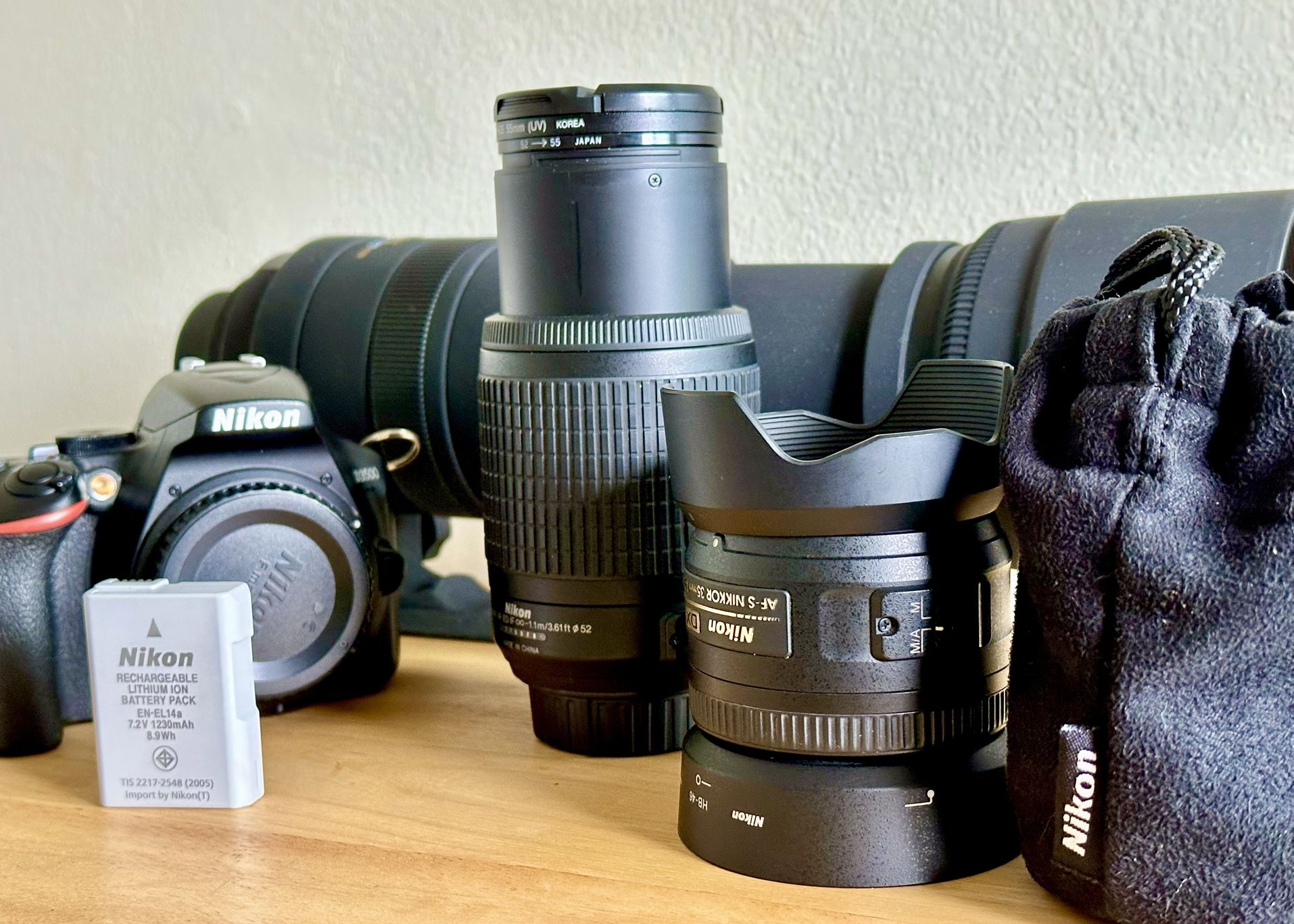 Nikon D3500 DSLR Camera Kit