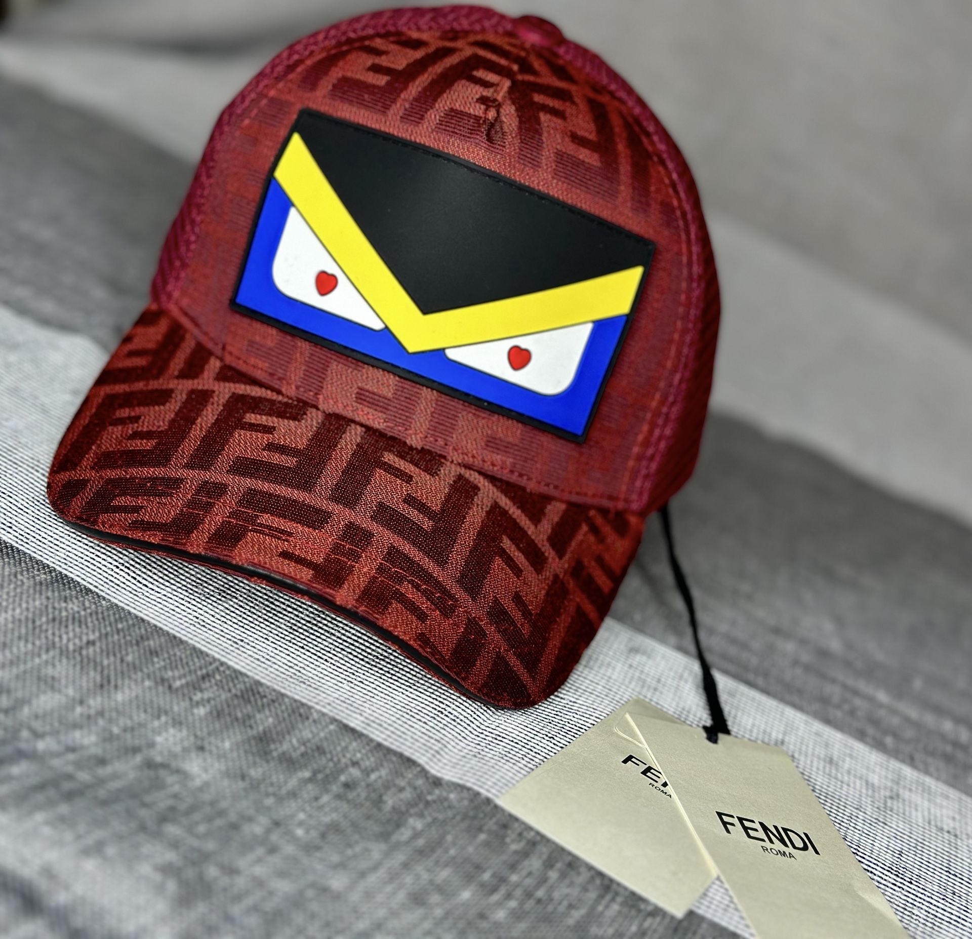 Cap Fendi