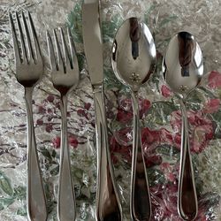 Silverware/Can Opener/Misc Cooking Pieces