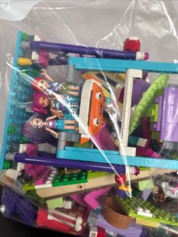 LEGOS