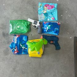 Water Guns With Floaties