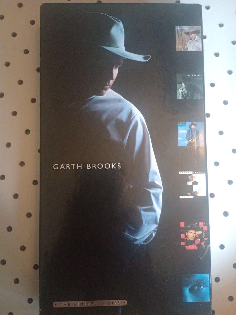 Garth Brooks The Limited Series Six Disc Box Set Like New 
