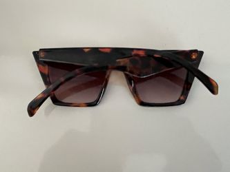 Woman Sunglasses Tiger Style 
