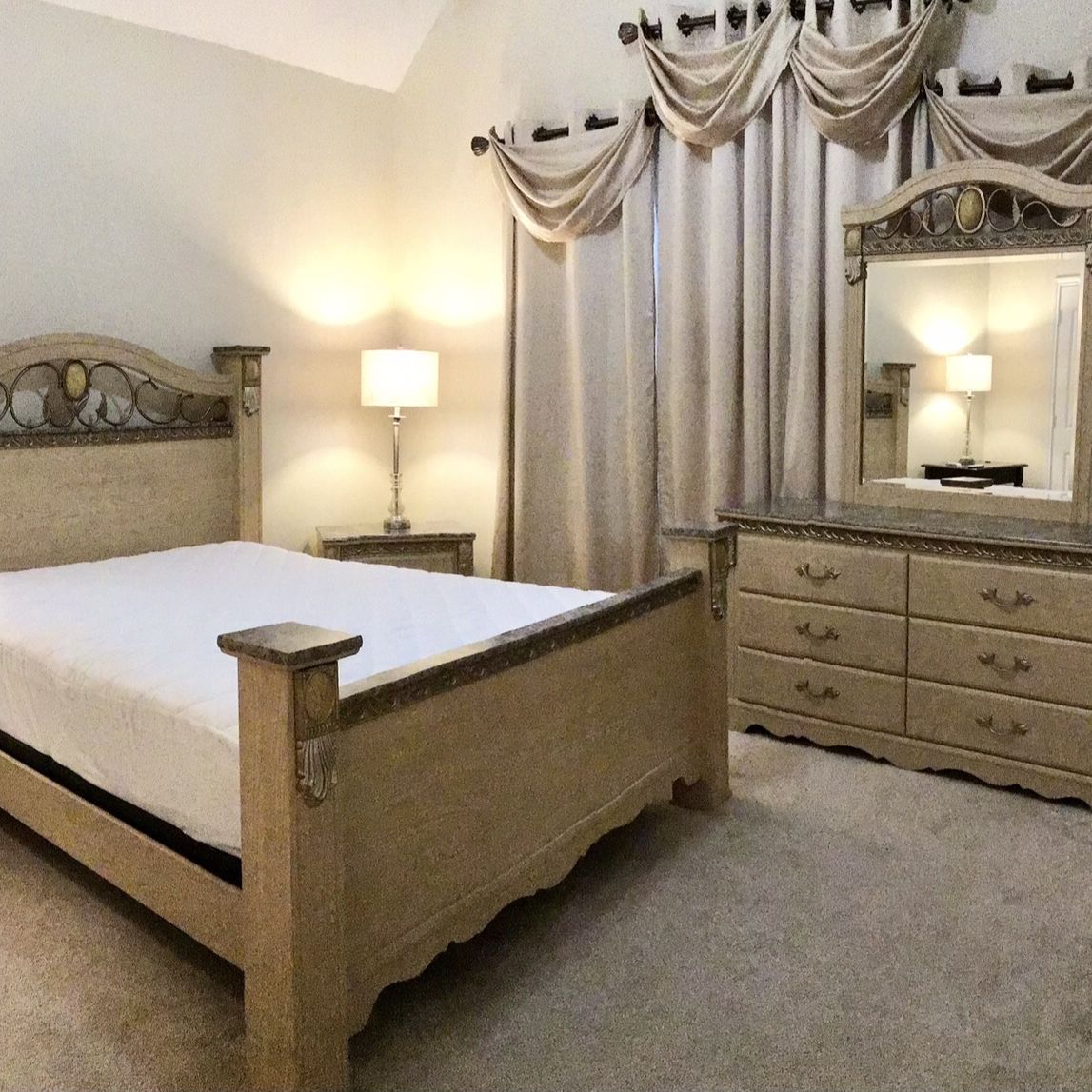 Queen Bedroom Furniture 