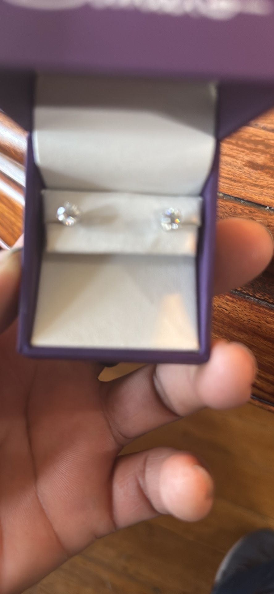 14 It Gold 1Kt Diamond Earrings