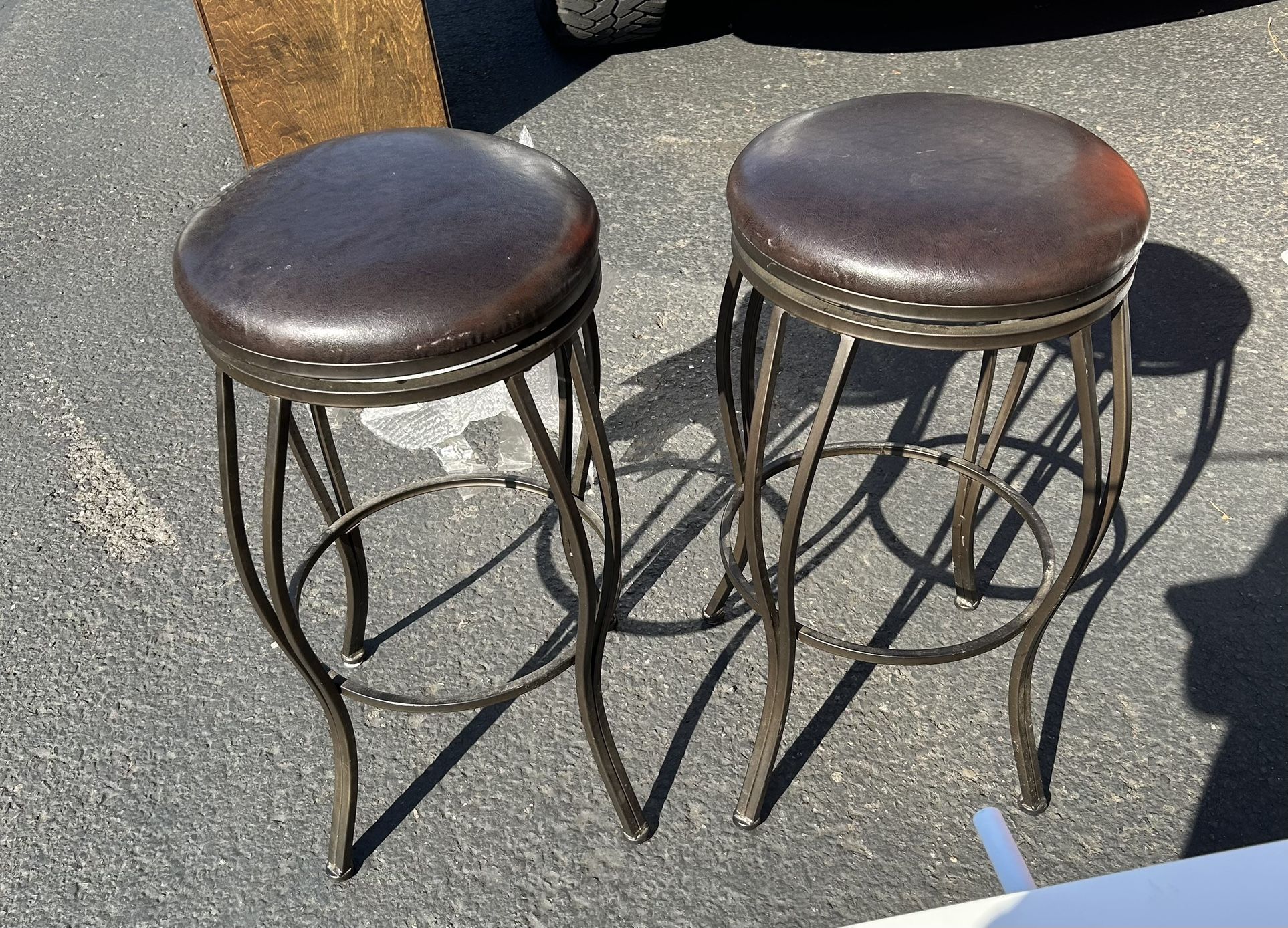(2) Bar Stools