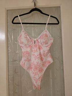 One Piece White & Pink Floral Bathing Suit [S(4-6)]