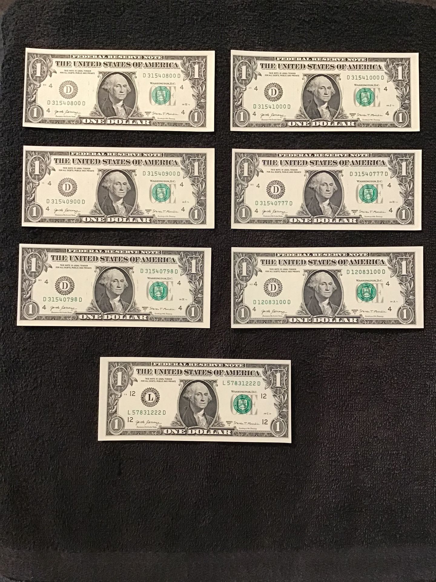 2017 One $ Bills This Cut Error