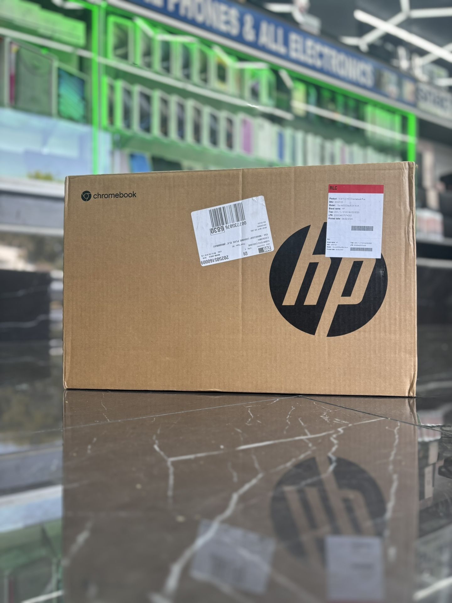 HP 15.6” Full HD Chromebook Plus (Model 15a-nb0033dx/8D616UA)