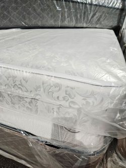 Brand New  King Set $239 >> Mattress And Box Spring