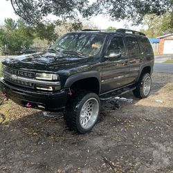 Clean Tahoe   2004  z71   Sell or might trade