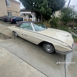 1963 Ford Thunderbird 