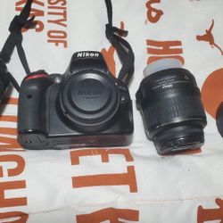 Nikon D5100 Camera