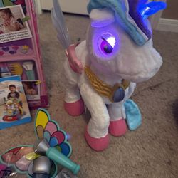 VTHEC MYLA THE MAGIC UNICORN