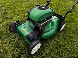 Solid Condition Gas Powered Self-Propelled John Deere JS28 Lawnmower Starts up Easily! Fairfield, CA