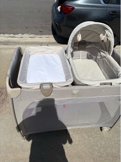 Joie bassinet