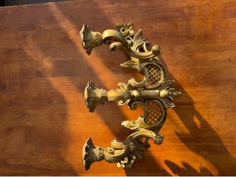 Wall sconce